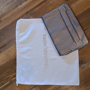 MICHAEL KORS Beverly Genuine Leather Gunmetal Silver Foldover Clutch & Dustbag